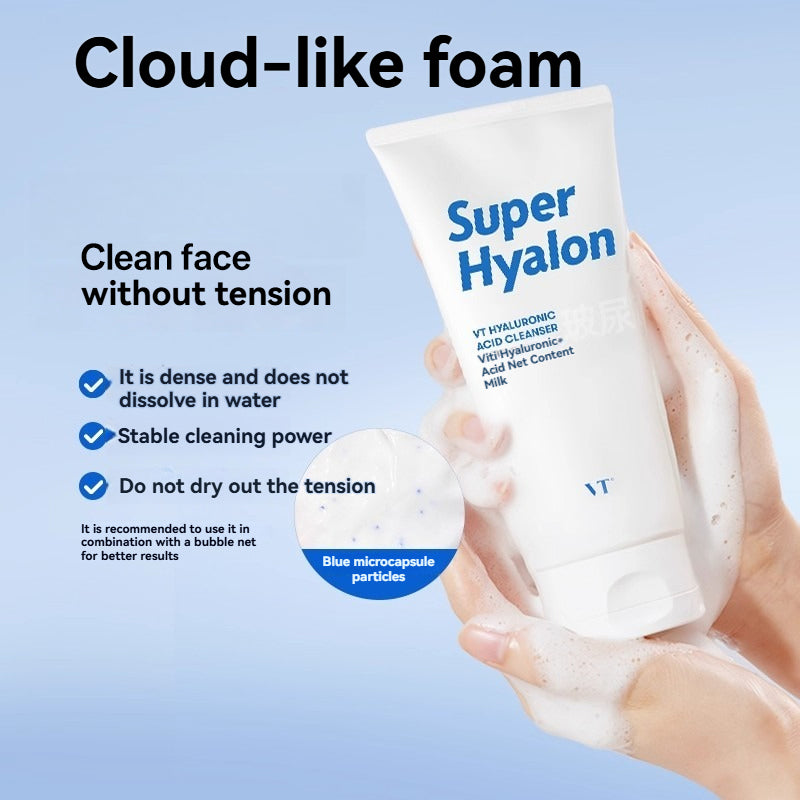 VT Hyaluronic Acid Moisture Cleanser